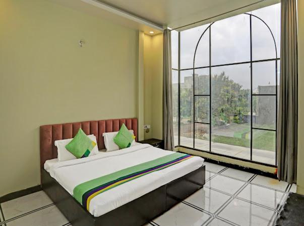 Готель Expo View Residency Велика Нойда Екстер'єр фото
